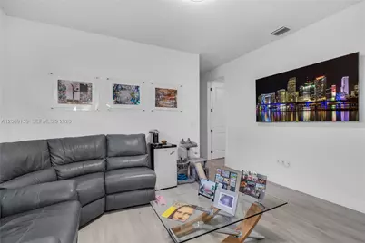 4363 NW 81st Ave, Doral, FL 33166 - Photo 15