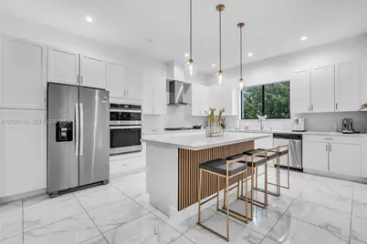 4363 NW 81st Ave, Doral, FL 33166 - Photo 5