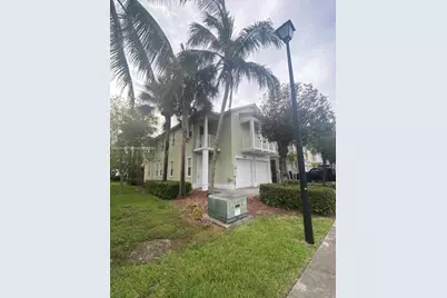 7414 NW 107th Ct, Doral, FL 33178 - Photo 3