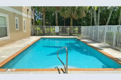 2941 Riverside Dr #304, Coral Springs, FL 33065 - Photo 11