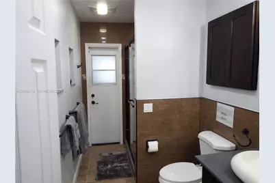 1711 N 50th Ave, Hollywood, FL 33021 - Photo 31