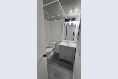 8180 Geneva Ct #419, Doral, FL 33166 - Photo 13
