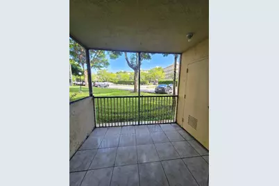 8343 Lake Dr #107, Doral, FL 33166 - Photo 9