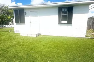 6537 SW 39th Terrace, Miami, FL 33155 - Photo 1