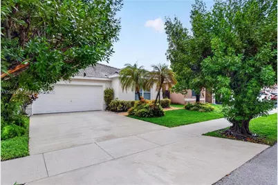 7557 SW 164th Ct, Miami, FL 33193 - Photo 3