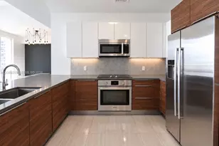 601 NE 27th St, Miami, FL 33137 - Photo 13