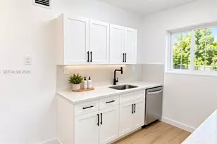 545 NW 29th Ave, Fort Lauderdale, FL 33311 - Photo 5