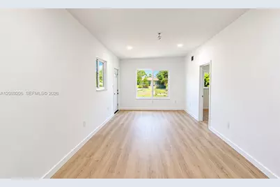 545 NW 29th Ave, Fort Lauderdale, FL 33311 - Photo 11