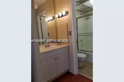 3760 Inverrary Dr #1S, Lauderhill, FL 33319 - Photo 17