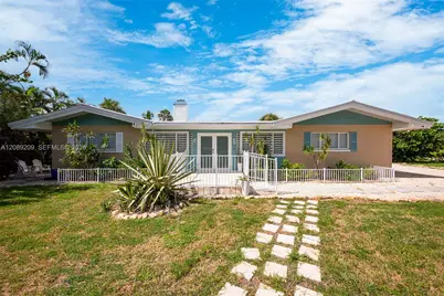 5885 Pine Tree, Sanibel, FL 33957 - Photo 11