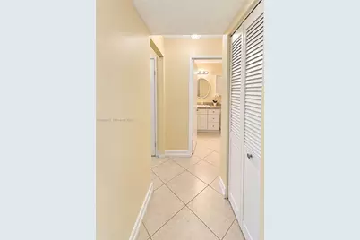 400 NE 14th Ave #419, Hallandale Beach, FL 33009 - Photo 11
