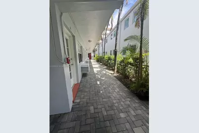 1611 West Ave #10, Miami Beach, FL 33139 - Photo 7