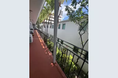 1611 West Ave #10, Miami Beach, FL 33139 - Photo 5
