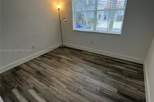 3140 N 36th Ave, Hollywood, FL 33021 - Photo 11