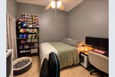 7642 NW 38th Ct, Sunrise, FL 33351 - Photo 13