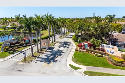 816 NW 208th Way, Pembroke Pines, FL 33029 - Photo 3