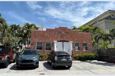 905 SE 2nd Ct #B, Fort Lauderdale, FL 33301 - Photo 1