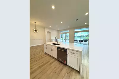 6525 Pavone St, Lake Worth, FL 33467 - Photo 7