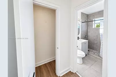 926 79th Ter #6, Miami Beach, FL 33141 - Photo 15