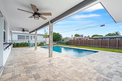 7960 Shalimar St, Miramar, FL 33023 - Photo 5