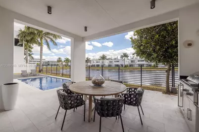 10250 NW 75th Ter, Doral, FL 33178 - Photo 21