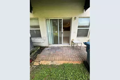 3021 NW 30th Ter #3021, Oakland Park, FL 33311 - Photo 11
