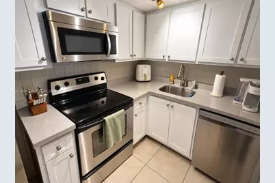 5530 NW 44th St #207C, Lauderhill, FL 33319 - Photo 9