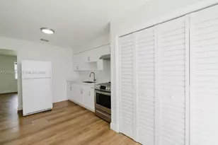 25505 SW 108th Ave, Homestead, FL 33032 - Photo 3