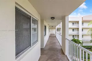 7775 Trent Dr, Tamarac, FL 33321 - Photo 3