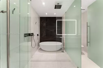 300 Biscayne Boulevard Way #2009W, Miami, FL 33131 - Photo 25