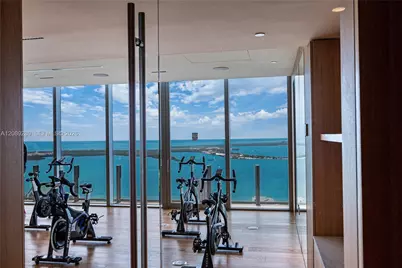 300 Biscayne Boulevard Way #2009W, Miami, FL 33131 - Photo 41