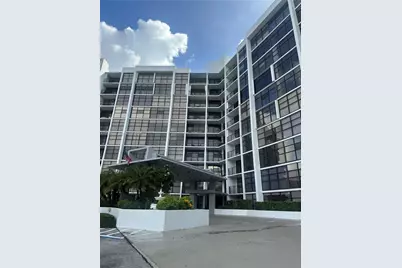600 Parkview Dr #627, Hallandale Beach, FL 33009 - Photo 1