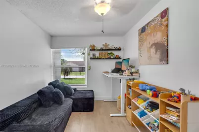 8531 NW 8th St, Pembroke Pines, FL 33024 - Photo 19