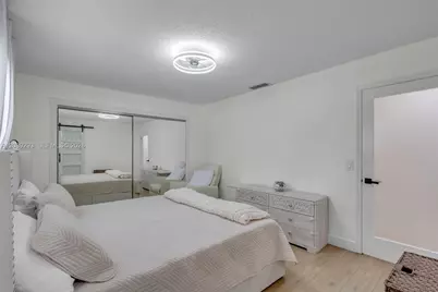 8531 NW 8th St, Pembroke Pines, FL 33024 - Photo 17