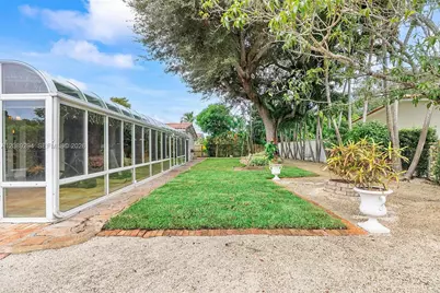 9355 SW 91st St, Miami, FL 33176 - Photo 37