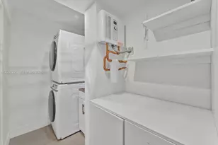 600 Grapetree Dr, Key Biscayne, FL 33149 - Photo 41