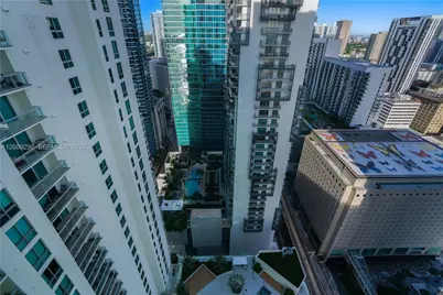 300 S Biscayne Blvd #T-3509, Miami, FL 33131 - Photo 25