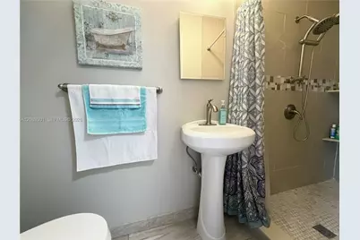 10875 NW 29th Mnr, Sunrise, FL 33322 - Photo 15
