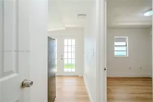 27 SW 55th Avenue Rd, Miami, FL 33134 - Photo 5