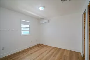 27 SW 55th Avenue Rd, Miami, FL 33134 - Photo 9