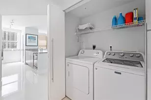 1155 Brickell Bay Dr, Miami, FL 33131 - Photo 27