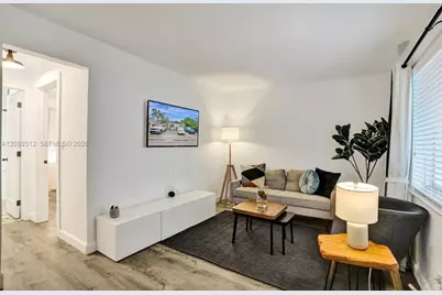 1239 NE 15th Ave #1-4, Fort Lauderdale, FL 33304 - Photo 1