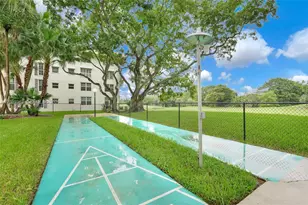 3051 S Palm Aire Dr, Pompano Beach, FL 33069 - Photo 31