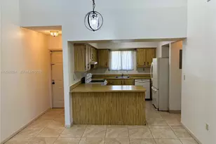 9324 SW 132nd St, Miami, FL 33176 - Photo 9