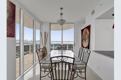 4779 Collins Ave #2805, Miami Beach, FL 33140 - Photo 5