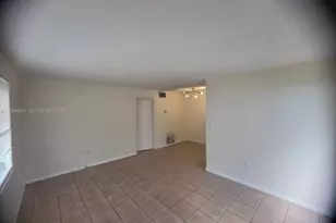 1530 NE 110th St, Miami, FL 33161 - Photo 3