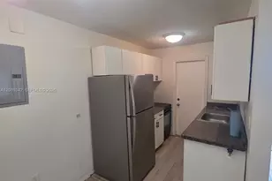 1530 NE 110th St, Miami, FL 33161 - Photo 7