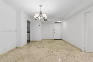 6039 Collins Ave, Miami Beach, FL 33140 - Photo 5