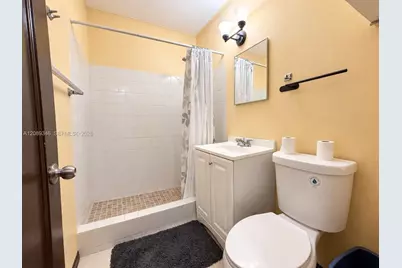 1526 NE 135th St, North Miami, FL 33161 - Photo 19