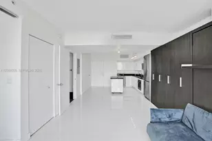 92 SW 3rd St, Miami, FL 33130 - Photo 11